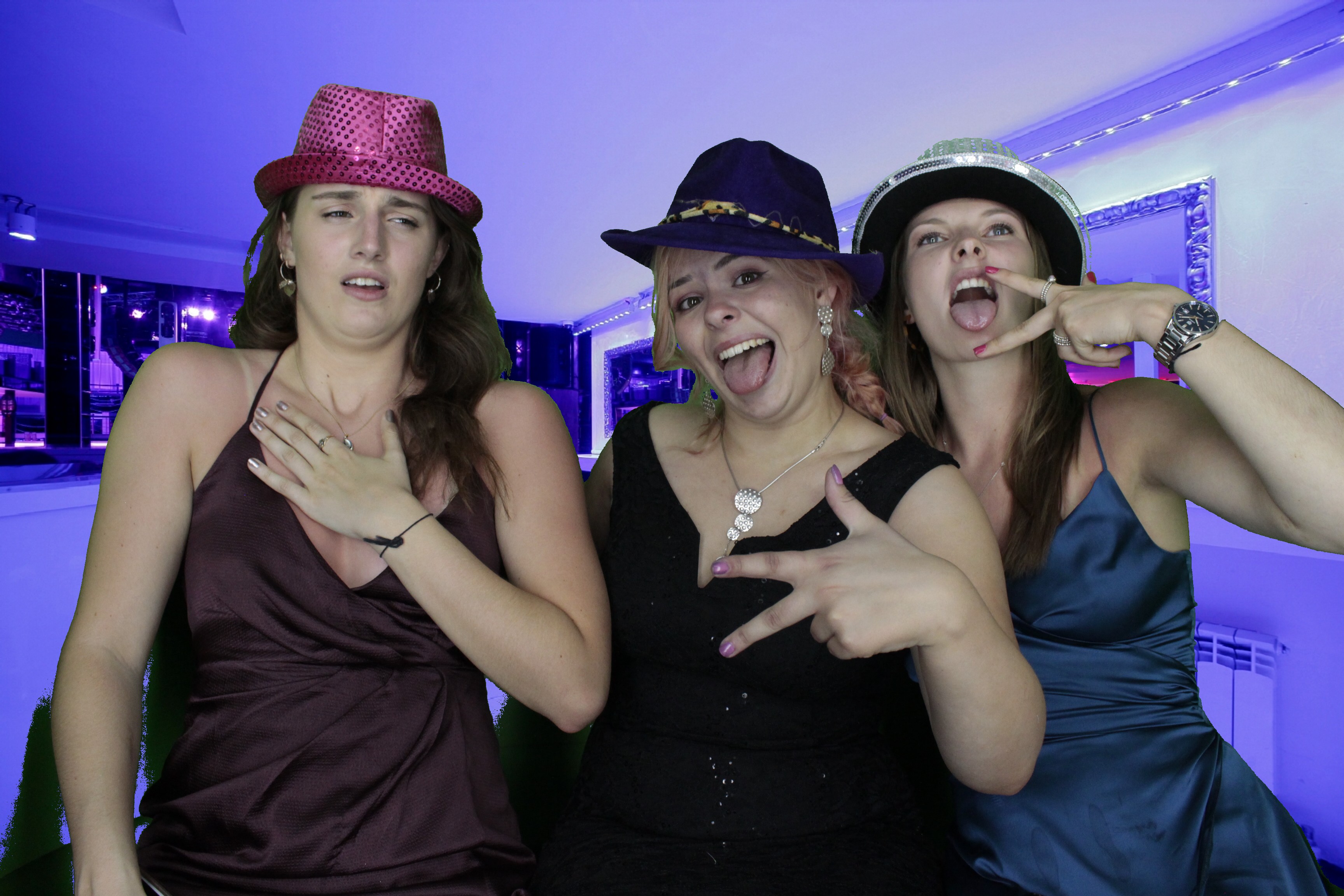 St Gabriel's Leavers 2019 | View more photos from the event at gallery.myphotoboothexperience.co.uk/u/MyPhotoBoothExperienceLtd/St-Gabriels-Leavers-2019